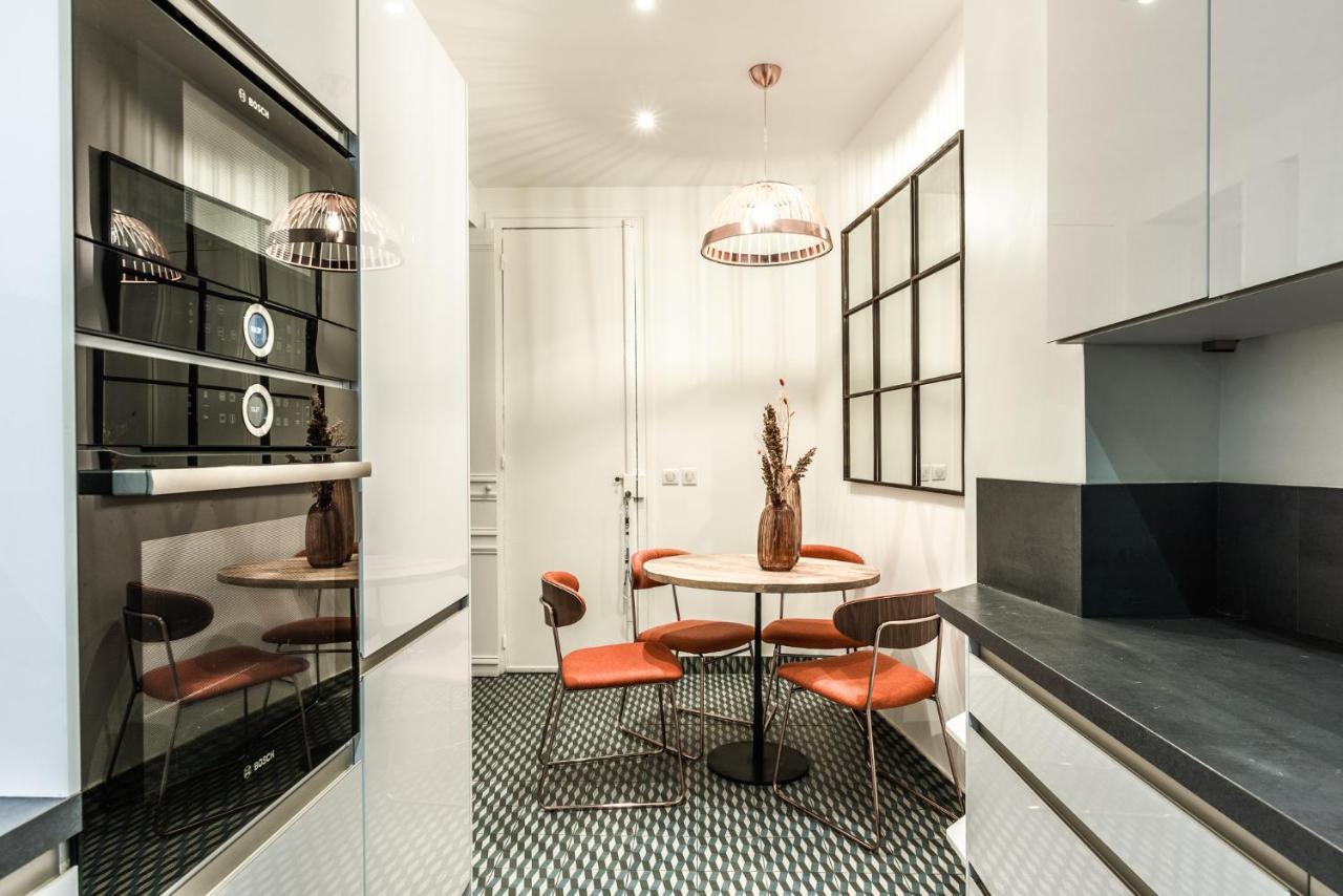 Outstanding - 8 Guests Between Tour Eiffel And Invalides Parijs